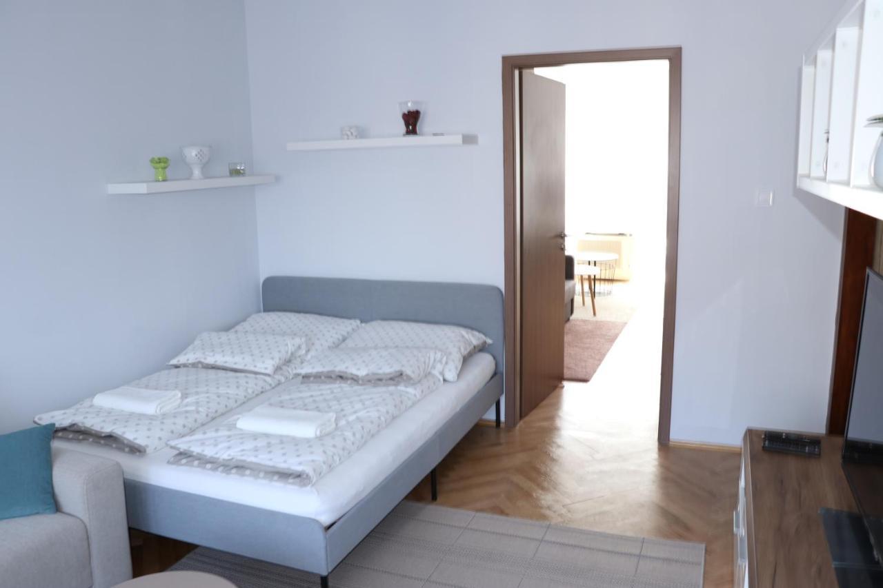 Petofi Apartman Szeged Exterior foto
